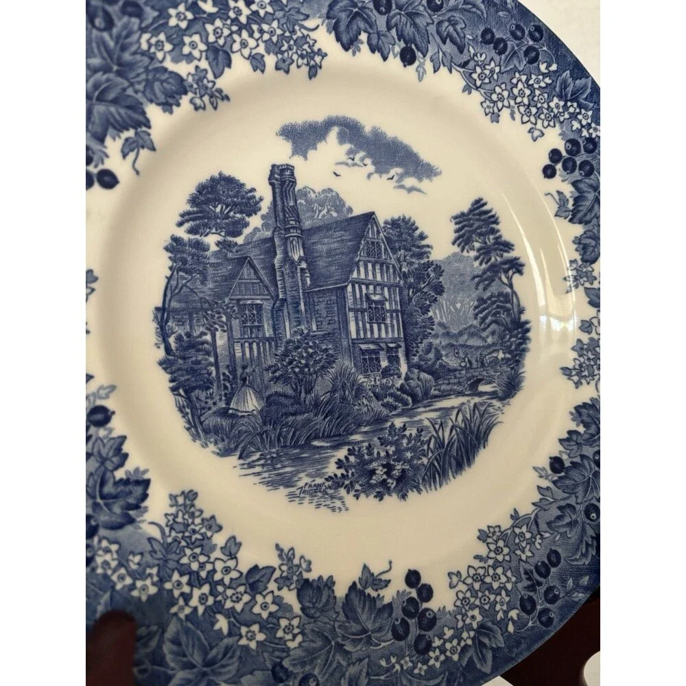 Wedgwood Romantic Queen's Ware England Blue Salad Plate Huddington Court Worches